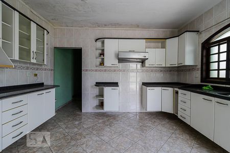 Casa à venda com 100m², 2 quartos e 2 vagas Casa à venda com 100m², 2 quartos e 2 vagasCozinha