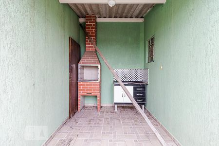Casa à venda com 100m², 2 quartos e 2 vagas Casa à venda com 100m², 2 quartos e 2 vagasChurrasqueira