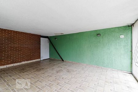 Casa à venda com 100m², 2 quartos e 2 vagas Casa à venda com 100m², 2 quartos e 2 vagasGaragem