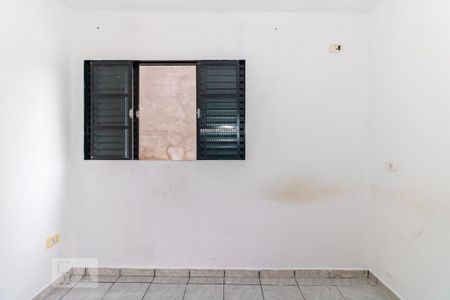 Quarto 2 de casa para alugar com 3 quartos, 60m² em Vila Irmaos Arnoni, São Paulo
