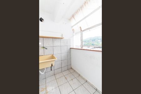 Área de Serviço de casa para alugar com 3 quartos, 60m² em Vila Irmaos Arnoni, São Paulo