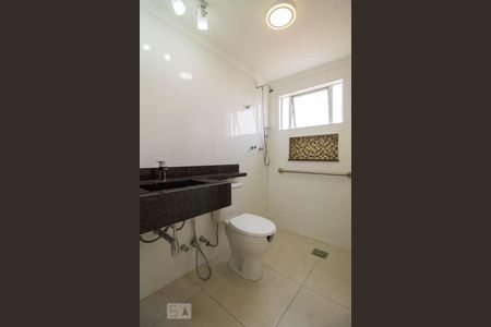 Apartamento para alugar com 55m², 2 quartos e 1 vagaBanheiro 