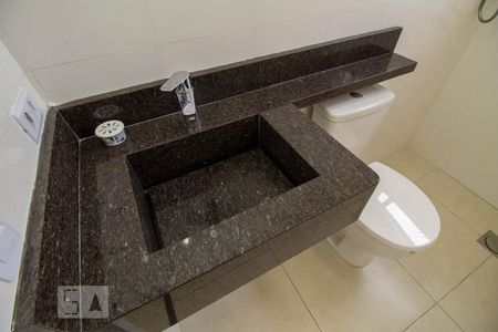 Apartamento para alugar com 55m², 2 quartos e 1 vagaBanheiro 