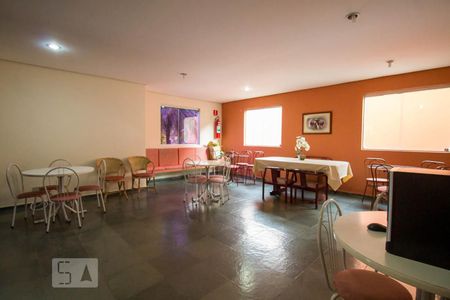 Apartamento para alugar com 55m², 2 quartos e 1 vagaÁrea comum - Salão de festas