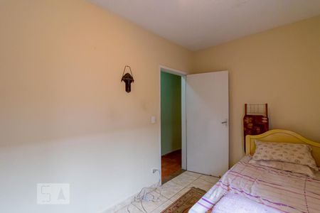 Casa à venda com 200m², 4 quartos e 1 vaga Casa à venda com 200m², 4 quartos e 1 vagaQuarto 1 Casa 2