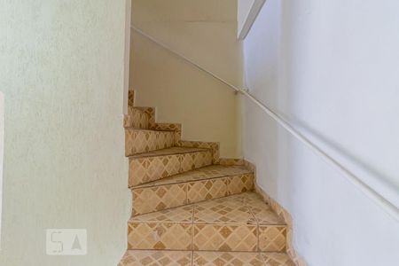 Escada  de casa à venda com 4 quartos, 200m² em Vila Moraes, São Paulo