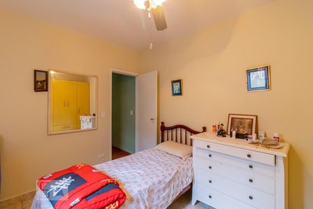 Casa à venda com 200m², 4 quartos e 1 vaga Casa à venda com 200m², 4 quartos e 1 vagaQuarto 2 Casa 2