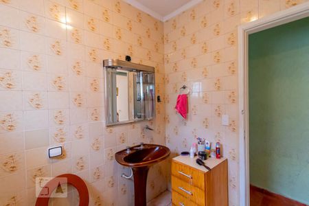 Casa à venda com 200m², 4 quartos e 1 vaga Casa à venda com 200m², 4 quartos e 1 vagaBanheiro Casa 2