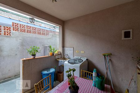 Casa à venda com 200m², 4 quartos e 1 vaga Casa à venda com 200m², 4 quartos e 1 vagaÁrea de Serviço Casa 2