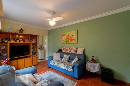 Casa à venda com 200m², 4 quartos e 1 vaga Casa à venda com 200m², 4 quartos e 1 vagaSala Casa 2