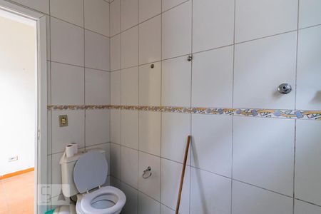 Casa à venda com 200m², 4 quartos e 1 vaga Casa à venda com 200m², 4 quartos e 1 vagaBanheiro Casa 1