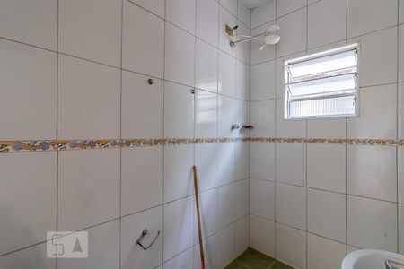 Casa à venda com 200m², 4 quartos e 1 vaga Casa à venda com 200m², 4 quartos e 1 vagaBanheiro Casa 1