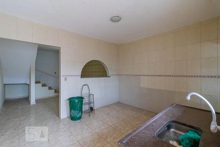 Casa à venda com 200m², 4 quartos e 1 vaga Casa à venda com 200m², 4 quartos e 1 vagaCozinha Casa 1