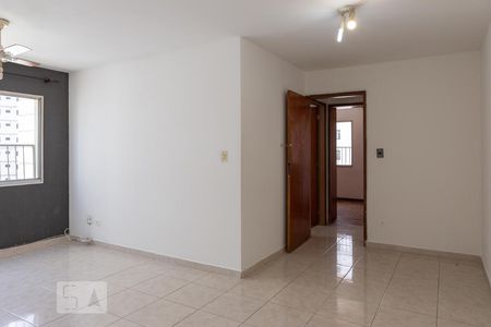 Sala de apartamento para alugar com 2 quartos, 78m² em Vila Hamburguesa, São Paulo