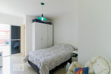 Suíte de casa para alugar com 3 quartos, 160m² em Vila Guilhermina, São Paulo