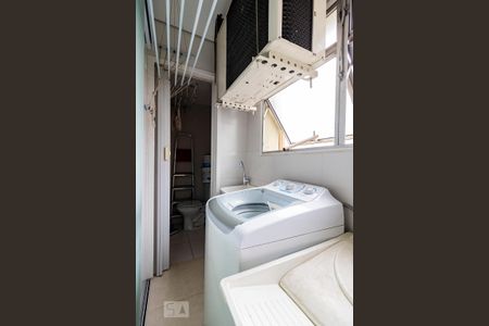Apartamento para alugar com 75m², 2 quartos e 1 vagaÁrea de Serviço