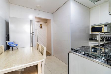 Apartamento para alugar com 75m², 2 quartos e 1 vagaCozinha