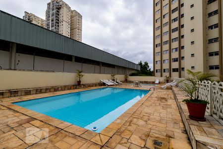Apartamento para alugar com 75m², 2 quartos e 1 vagaPiscina