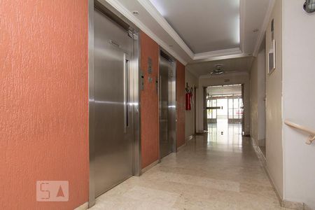 Apartamento à venda com 91m², 3 quartos e 1 vaga Apartamento à venda com 91m², 3 quartos e 1 vagaÁrea comum - Hall de Entrada