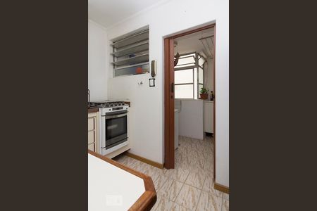 Apartamento à venda com 91m², 3 quartos e 1 vaga Apartamento à venda com 91m², 3 quartos e 1 vagaCozinha e Área de Serviço