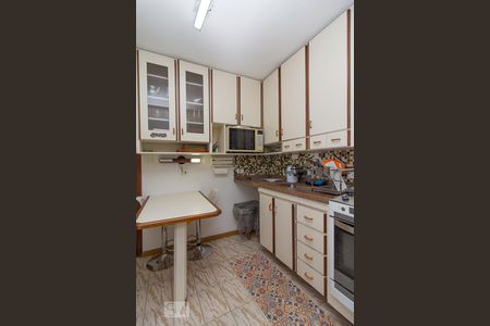 Apartamento à venda com 91m², 3 quartos e 1 vaga Apartamento à venda com 91m², 3 quartos e 1 vagaCozinha - Armários