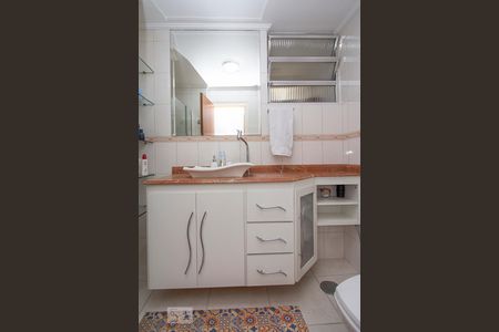 Apartamento à venda com 91m², 3 quartos e 1 vaga Apartamento à venda com 91m², 3 quartos e 1 vagaBanheiro Corredor