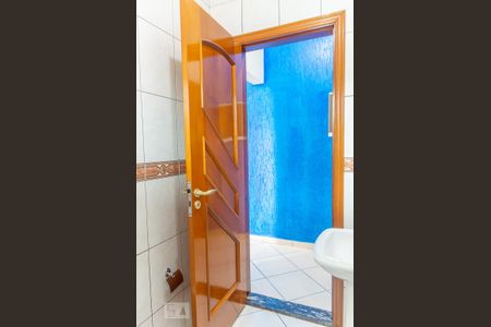 Casa à venda com 170m², 3 quartos e 20 vagasBanheiro 2