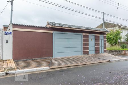 Casa à venda com 170m², 3 quartos e 20 vagasFachada