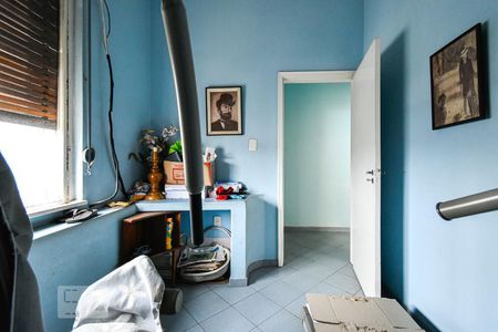 Apartamento à venda com 350m², 3 quartos e 1 vaga Quarto de Serviço 2