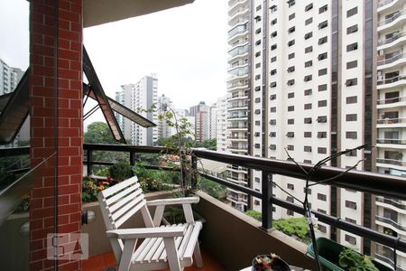 Varanda da Sala de apartamento à venda com 3 quartos, 142m² em Itaim Bibi, São Paulo
