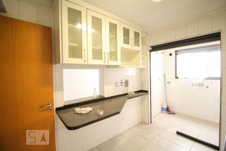 Apartamento à venda com 80m², 3 quartos e 2 vagasCozinha