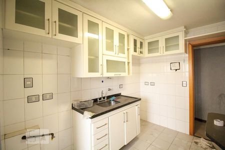 Apartamento à venda com 80m², 3 quartos e 2 vagasCozinha