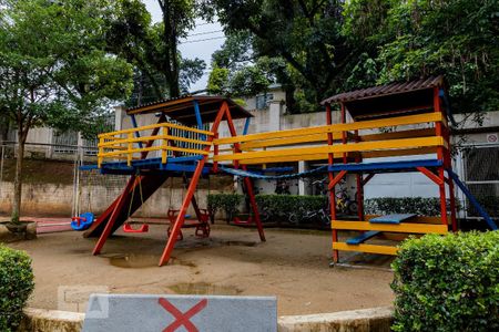 Apartamento à venda com 62m², 3 quartos e 1 vaga Apartamento à venda com 62m², 3 quartos e 1 vagaPlayground