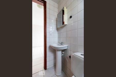 Apartamento à venda com 62m², 3 quartos e 1 vaga Apartamento à venda com 62m², 3 quartos e 1 vagaBanheiro 2