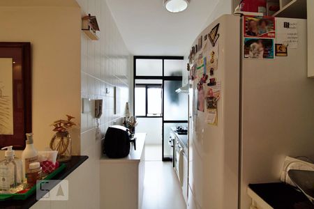 Apartamento à venda com 66m², 2 quartos e 2 vagasCozinha