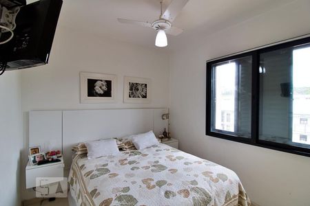 Suíte  de apartamento à venda com 2 quartos, 66m² em Super Quadra Morumbi, São Paulo