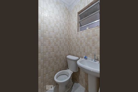 Banheiro de casa à venda com 1 quarto, 50m² em Cipava, Osasco