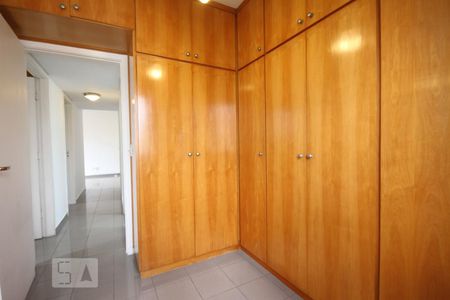 Quarto 1 de apartamento para alugar com 3 quartos, 82m² em Vila Mariana, São Paulo