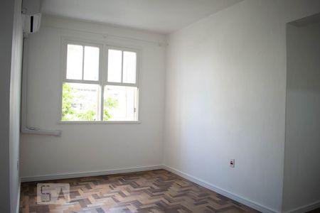Sala de Estar de apartamento à venda com 2 quartos, 52m² em Jardim Botânico, Porto Alegre