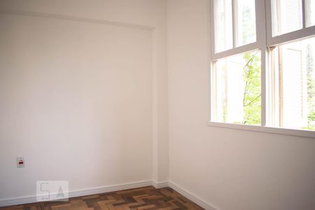 Quarto 1 de apartamento à venda com 2 quartos, 52m² em Jardim Botânico, Porto Alegre