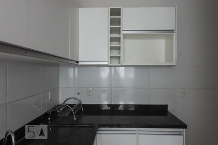 Apartamento para alugar com 65m², 2 quartos e 1 vaga Apartamento para alugar com 65m², 2 quartos e 1 vagaCozinha
