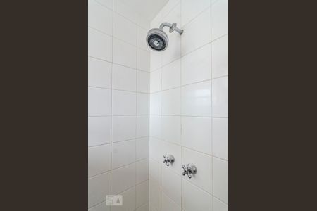 Banheiro de apartamento para alugar com 2 quartos, 84m² em Pinheiros, São Paulo