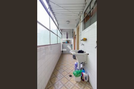 Apartamento à venda com 93m², 2 quartos e sem vaga Apartamento à venda com 93m², 2 quartos e sem vagaÁrea de serviço