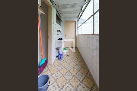 Apartamento à venda com 93m², 2 quartos e sem vaga Apartamento à venda com 93m², 2 quartos e sem vagaÁrea de serviço