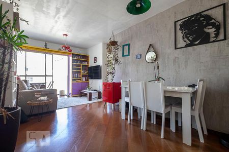 Sala de apartamento para alugar com 3 quartos, 78m² em Pinheiros, São Paulo