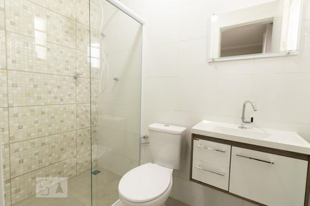 Banheiro de kitnet/studio para alugar com 1 quarto, 30m² em Jardim Augusta, São José dos Campos