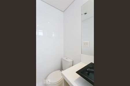 Apartamento à venda com 180m², 1 quarto e 3 vagasBanheiro da Sala 3