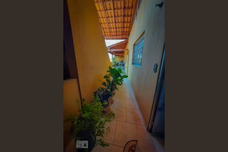 Casa à venda com 160m², 3 quartos e 8 vagasCorredor