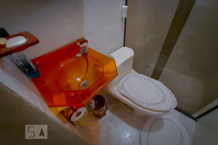 Casa à venda com 160m², 3 quartos e 8 vagasBanheiro