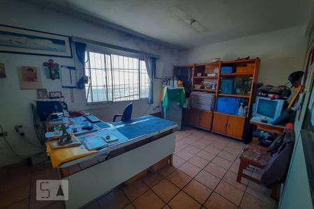 Casa à venda com 160m², 3 quartos e 8 vagasArea util